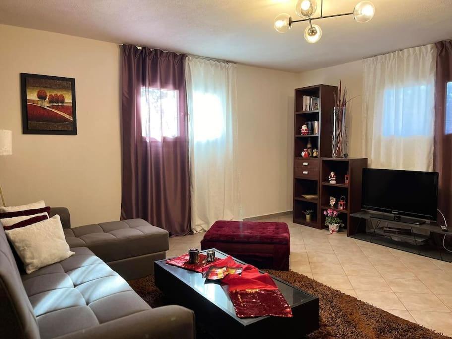 Trikala Home Eksteriør bilde